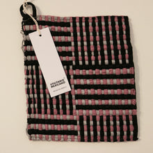 Load image into Gallery viewer, Woven Pot Grabber